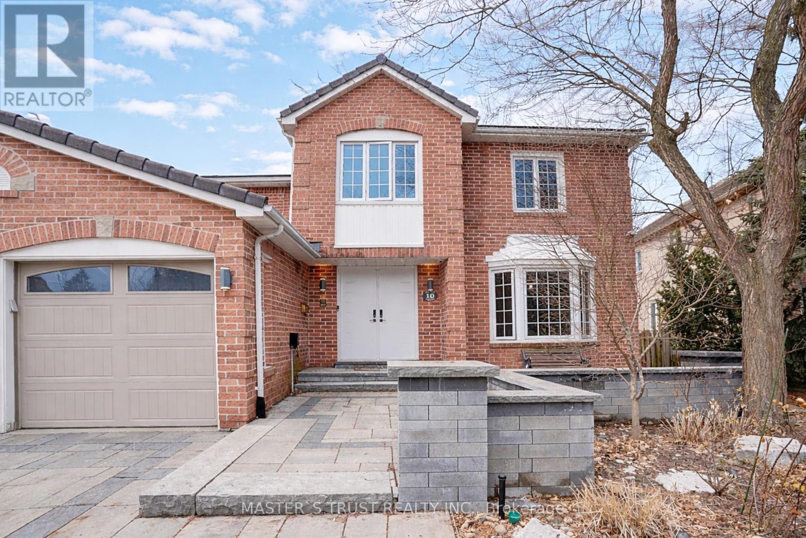 10 Melchior Crescent, Markham, Ontario  L3R 8Z6 - Photo 3 - N12910796