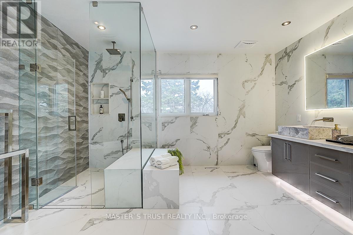 10 Melchior Crescent, Markham, Ontario  L3R 8Z6 - Photo 33 - N12910796