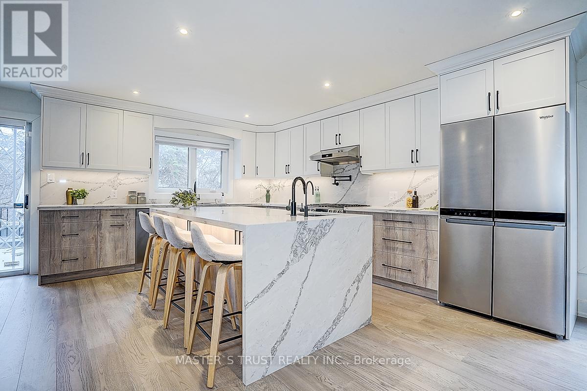 10 Melchior Crescent, Markham, Ontario  L3R 8Z6 - Photo 15 - N12910796