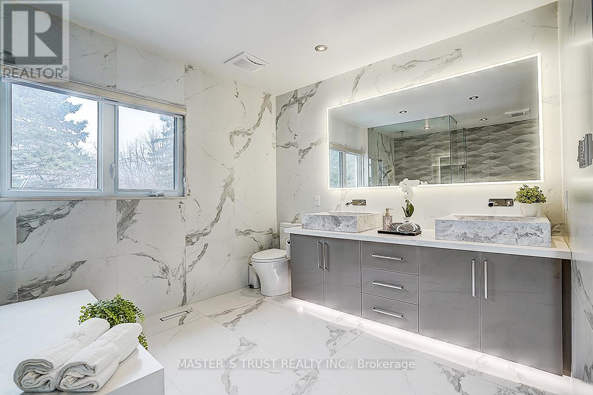 10 Melchior Crescent, Markham, Ontario  L3R 8Z6 - Photo 34 - N12910796