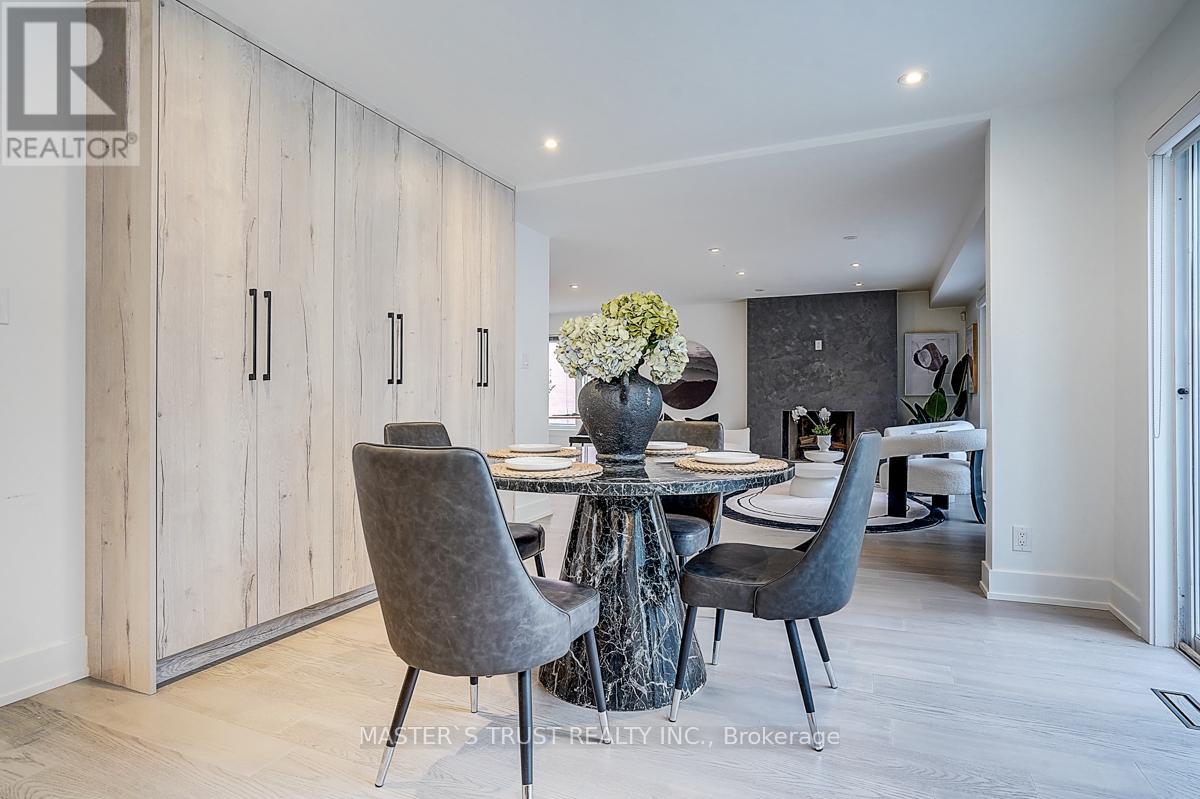 10 Melchior Crescent, Markham, Ontario  L3R 8Z6 - Photo 21 - N12910796