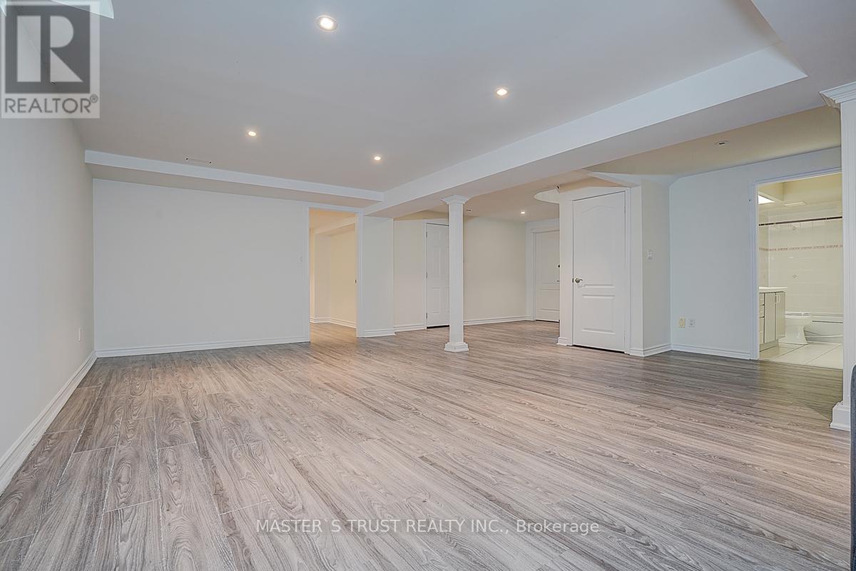 10 Melchior Crescent, Markham, Ontario  L3R 8Z6 - Photo 42 - N12910796