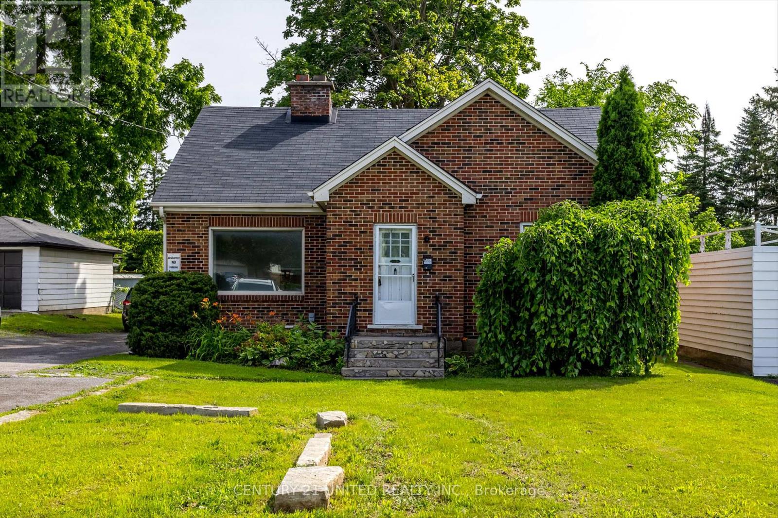 878 CHEMONG ROAD, Peterborough, Ontario