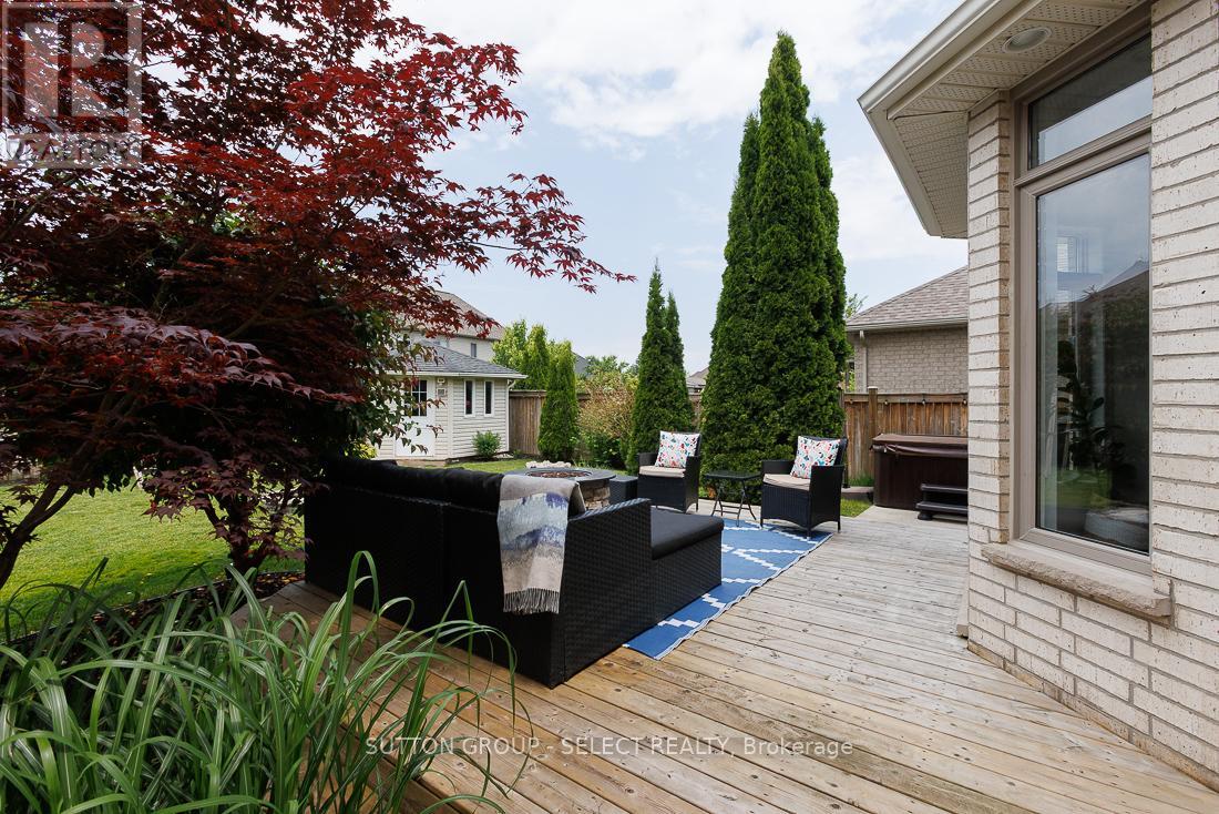 382 Plane Tree Drive, London North, Ontario  N6G 5J4 - Photo 49 - X12913522