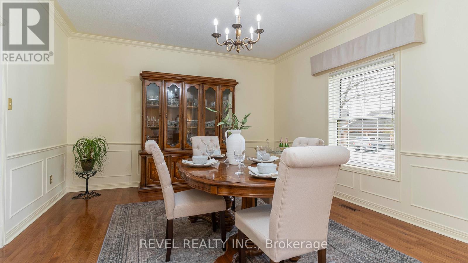 11 Tallwood Circle, London North, Ontario  N5X 2S1 - Photo 9 - X12913544