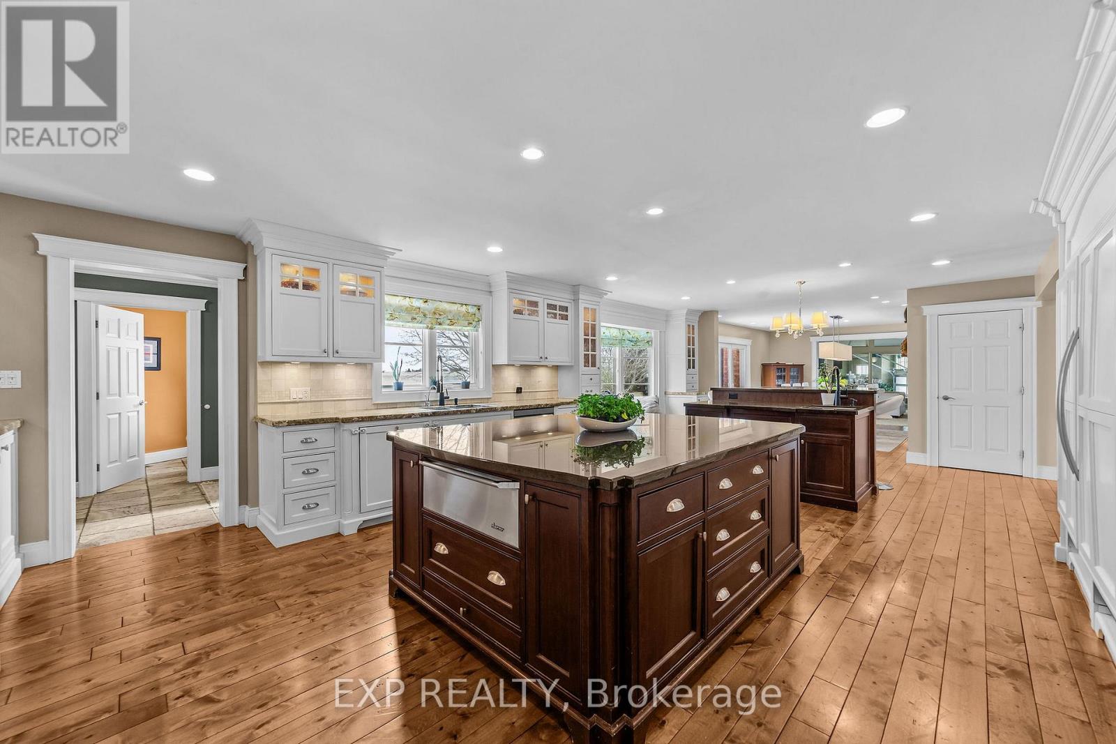 29830 Centre Road, Adelaide Metcalfe, Ontario  N7G 3H7 - Photo 17 - X12913632