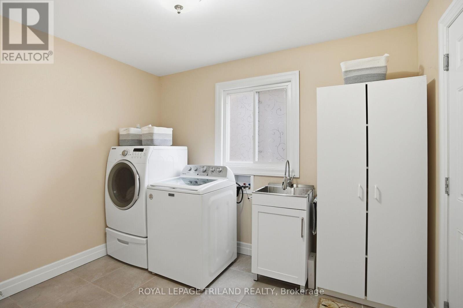 219 Union Avenue, Middlesex Centre, Ontario  N0L 1R0 - Photo 6 - X12913694