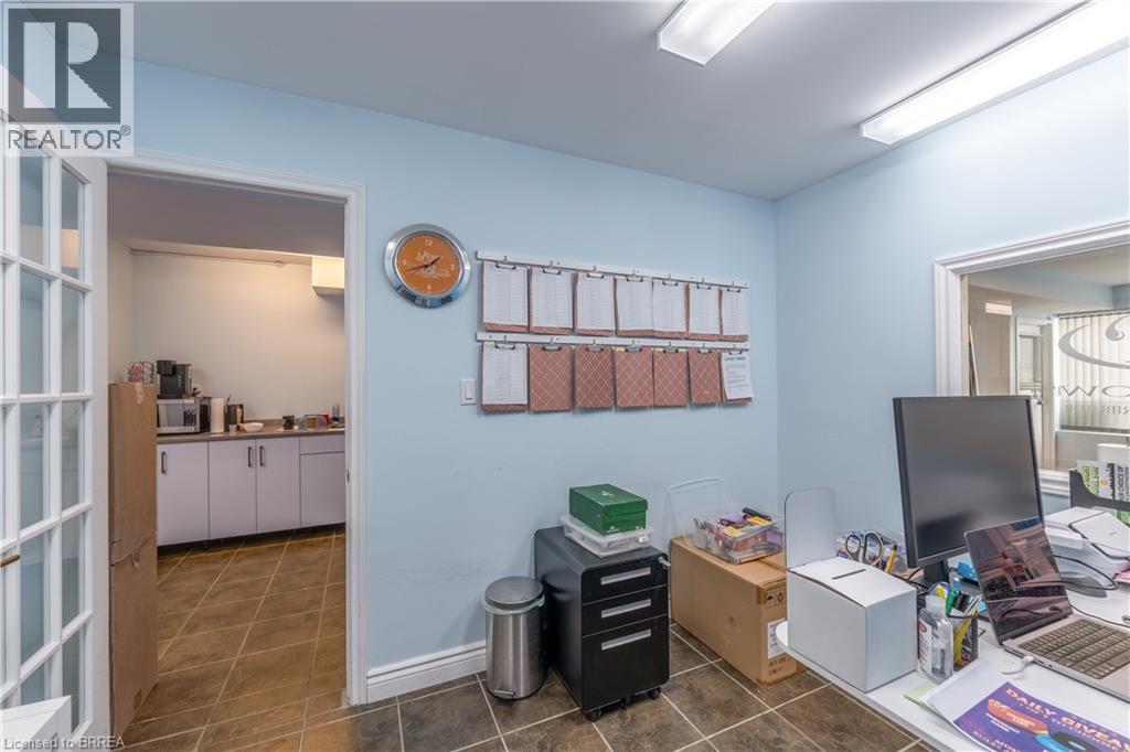 340 Henry Street Unit# 15, Lwr, Brantford, Ontario  N3S 7V9 - Photo 14 - 40813036