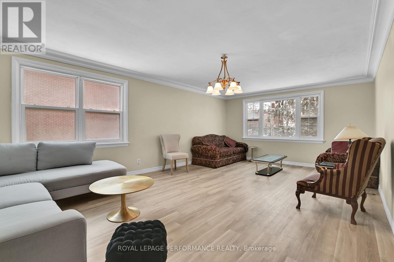 #2 - 474 Vernon Avenue, Ottawa, Ontario  K1K 1A6 - Photo 4 - X12913572