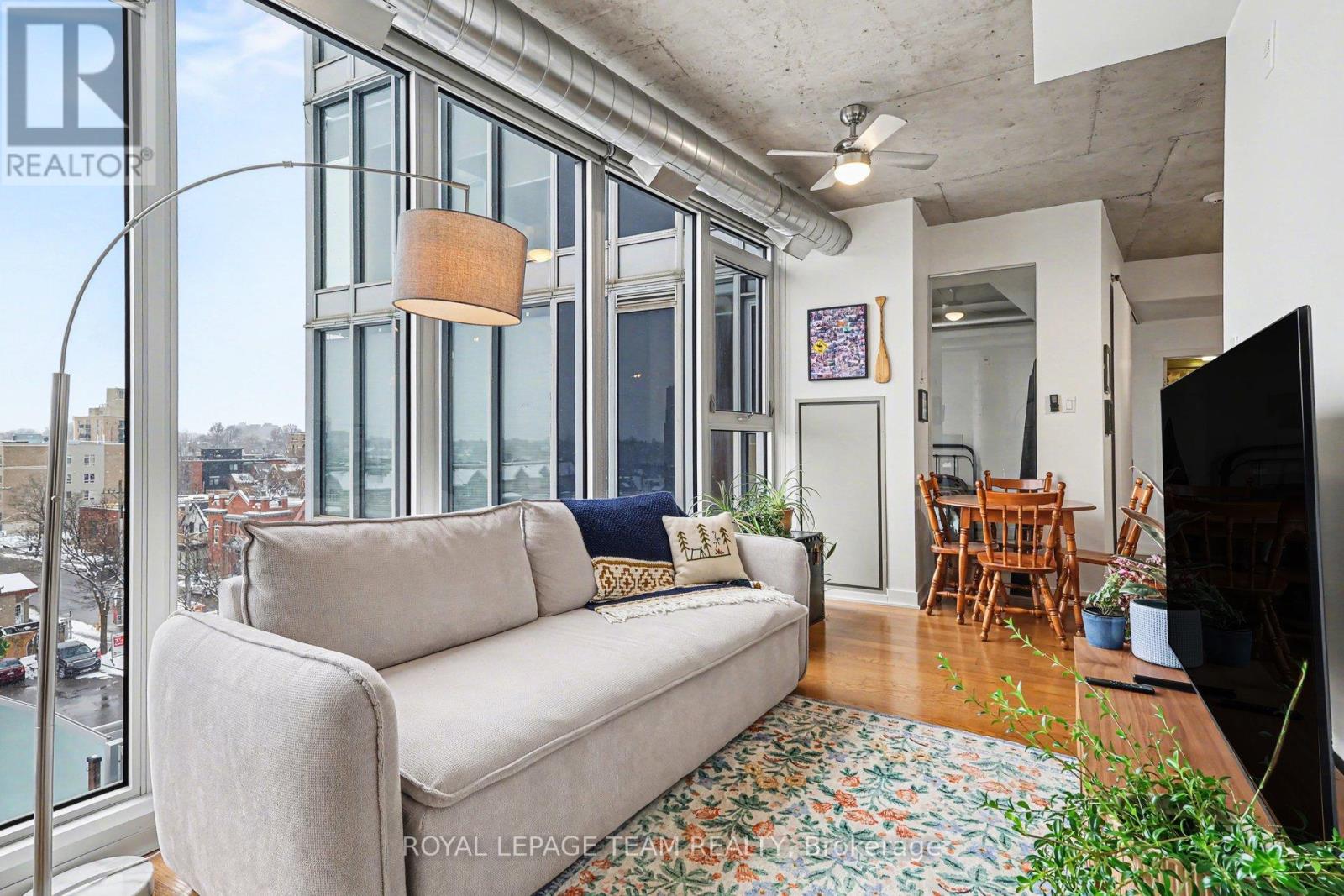 507 - 354 Gladstone Avenue, Ottawa, Ontario  K2P 0R4 - Photo 3 - X12913574