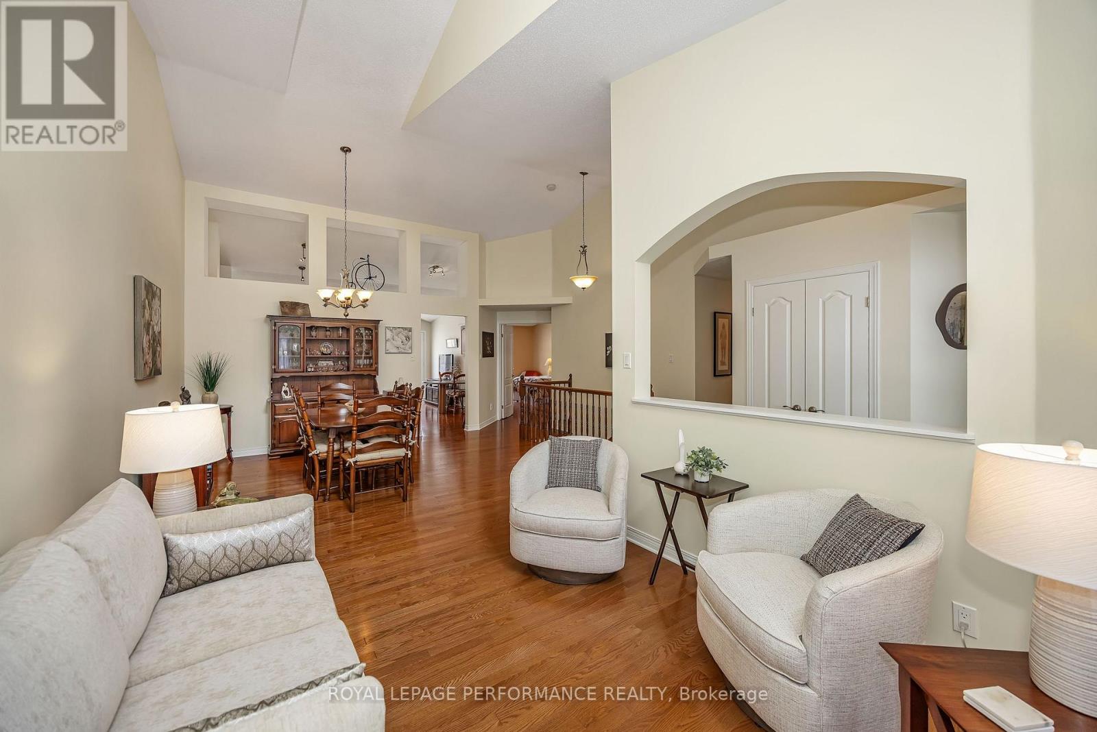 49 Peregrine Crescent, Ottawa, Ontario  K2M 2T2 - Photo 6 - X12913598