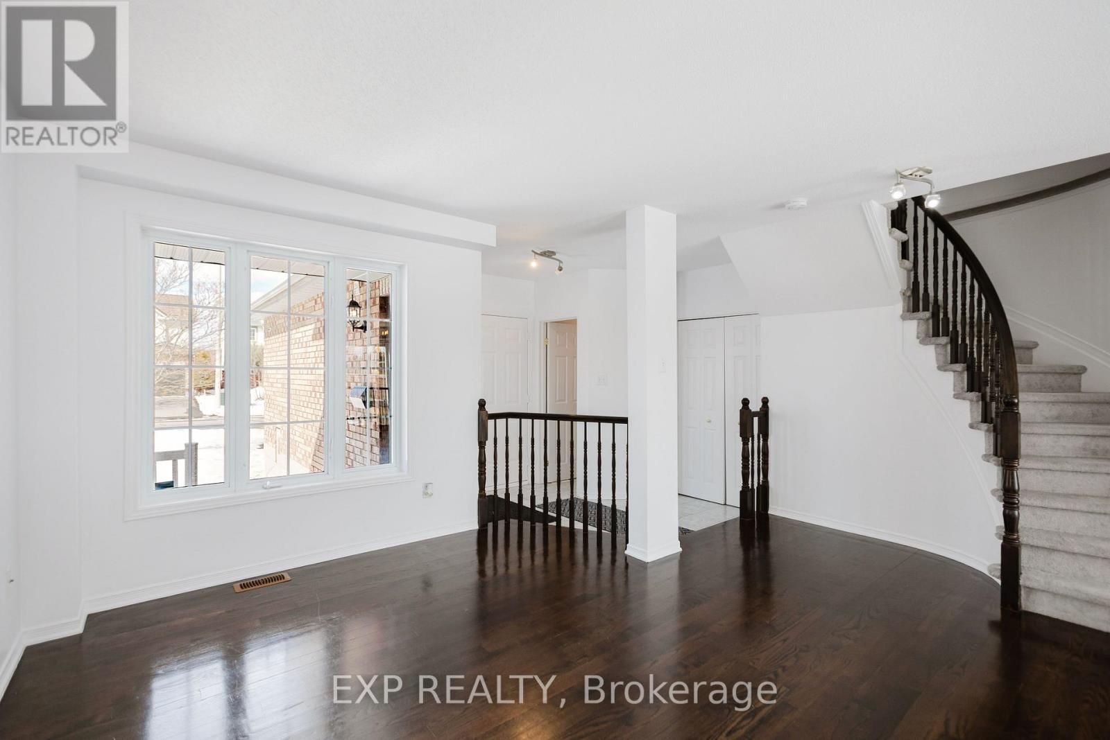 1116 Ballantyne Drive, Ottawa, Ontario  K4A 4C6 - Photo 10 - X12913638