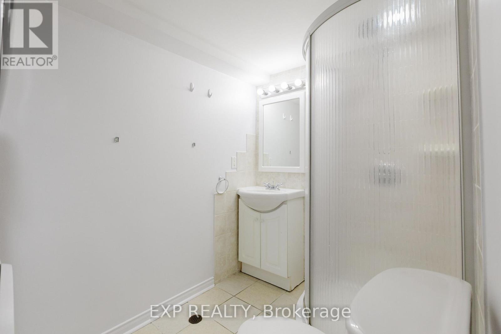 1116 Ballantyne Drive, Ottawa, Ontario  K4A 4C6 - Photo 33 - X12913638