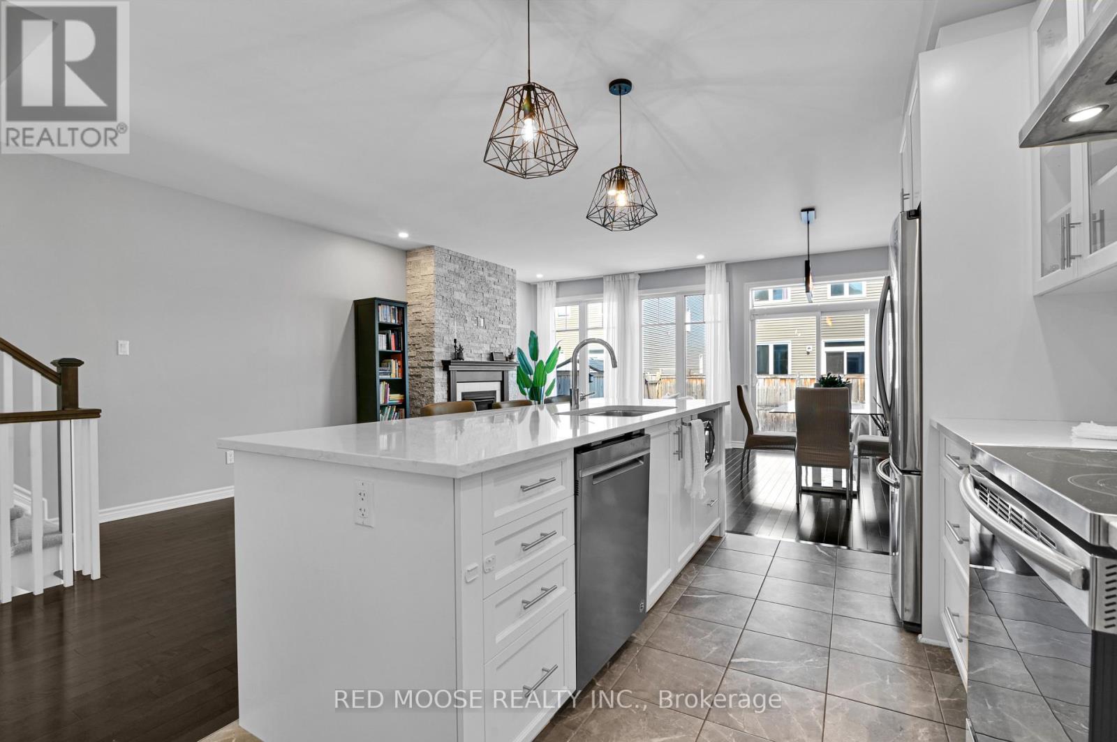 730 Sora Way, Ottawa, Ontario  K1T 0R3 - Photo 11 - X12913706