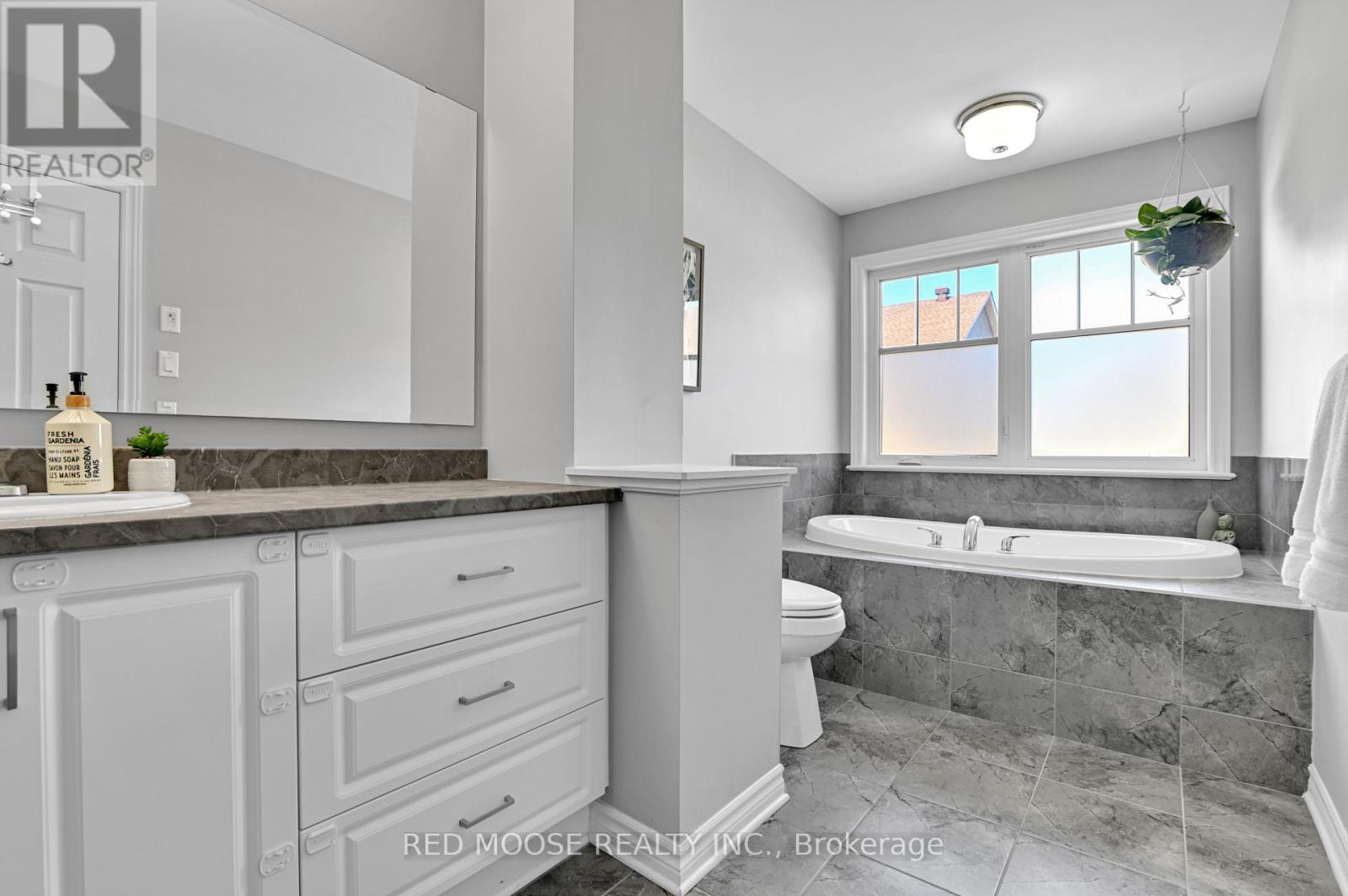 730 Sora Way, Ottawa, Ontario  K1T 0R3 - Photo 22 - X12913706