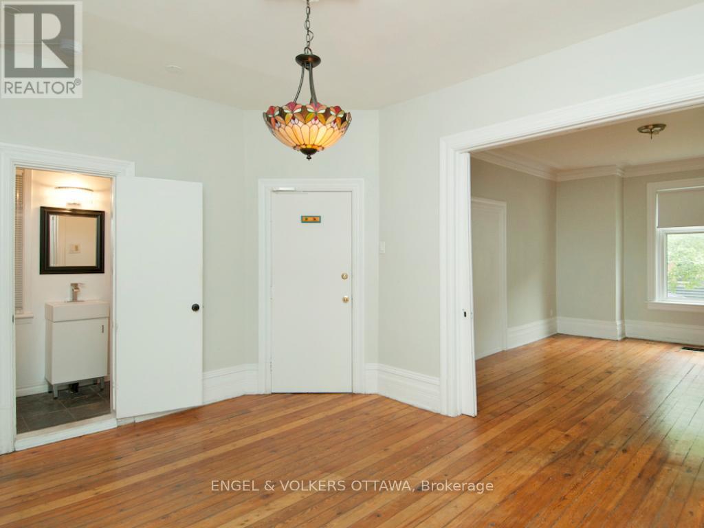 1 - 96 Waverley Street, Ottawa, Ontario  K2P 0V2 - Photo 14 - X12913720