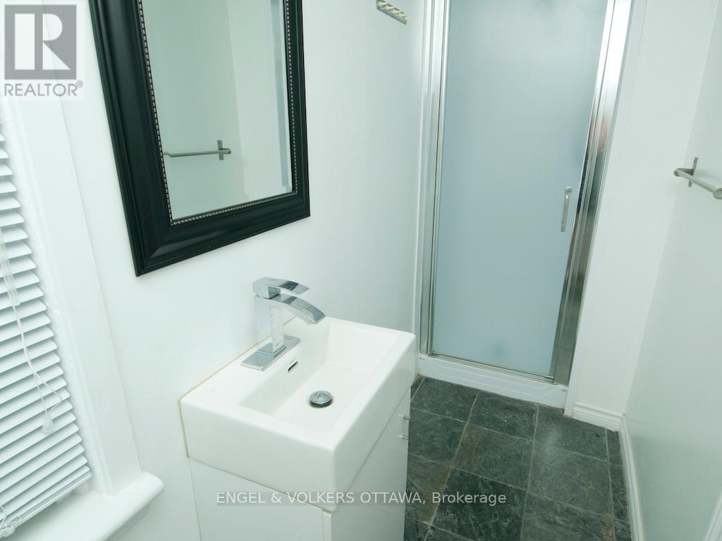 1 - 96 Waverley Street, Ottawa, Ontario  K2P 0V2 - Photo 16 - X12913720