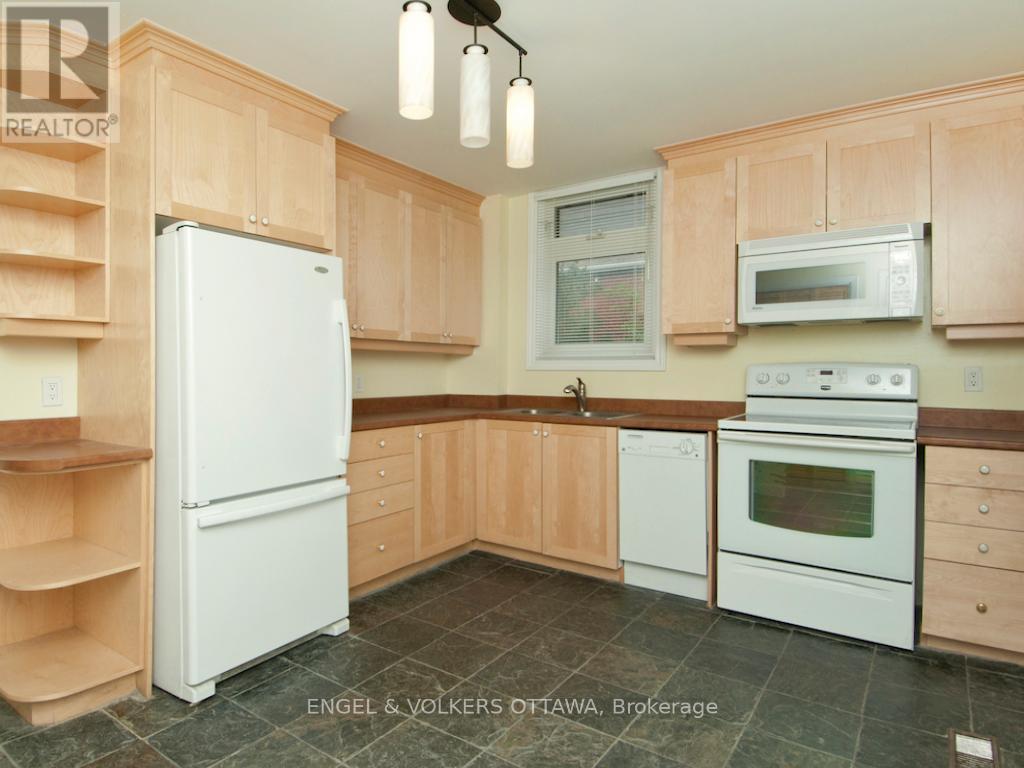 1 - 96 Waverley Street, Ottawa, Ontario  K2P 0V2 - Photo 19 - X12913720