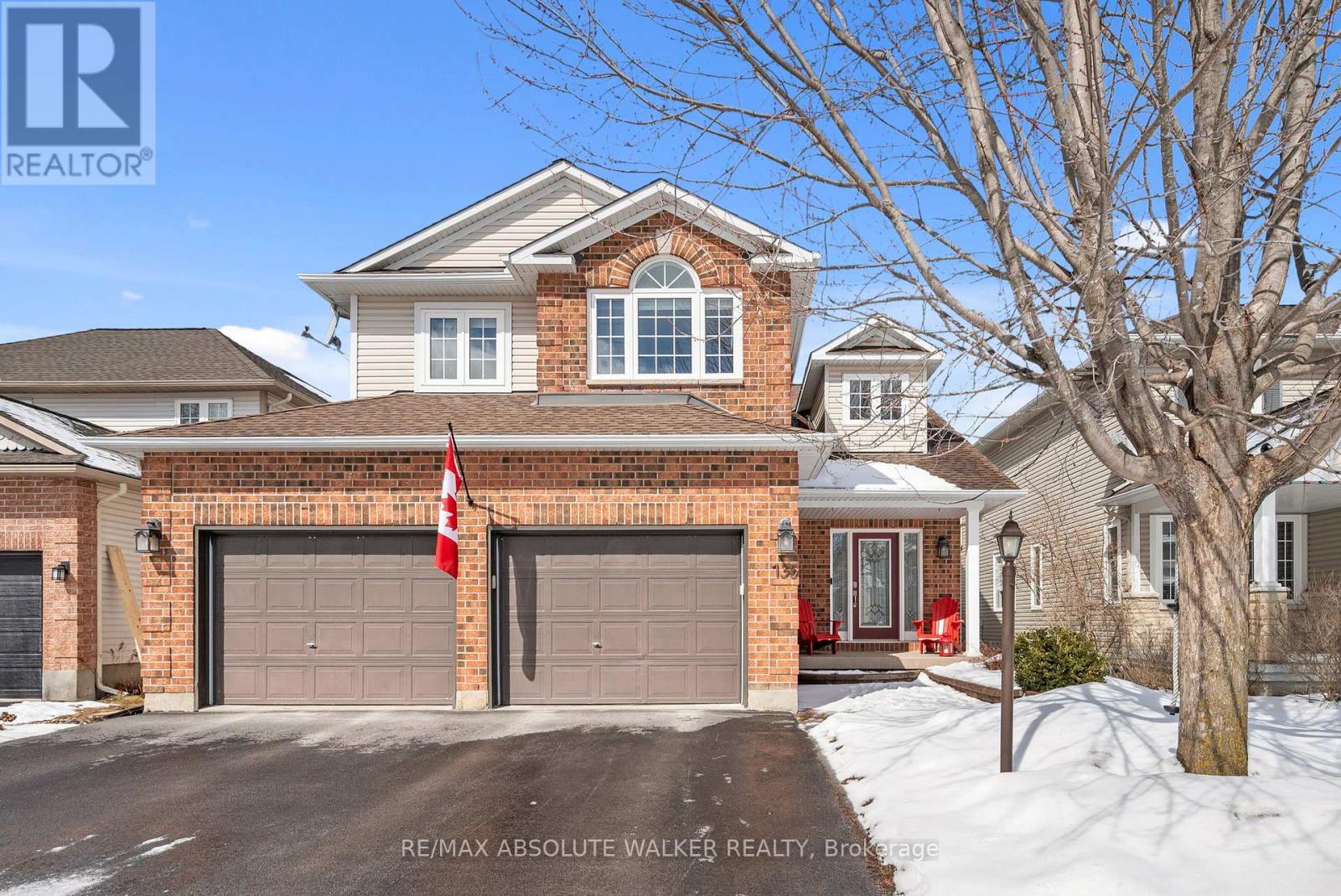 135 ARROWWOOD DRIVE, Ottawa, Ontario