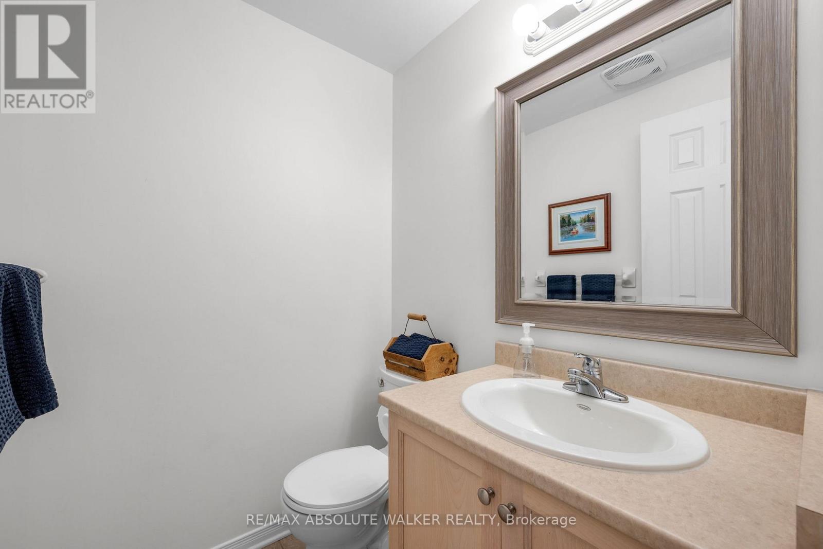 135 Arrowwood Drive, Ottawa, Ontario  K2S 2G3 - Photo 20 - X12913730