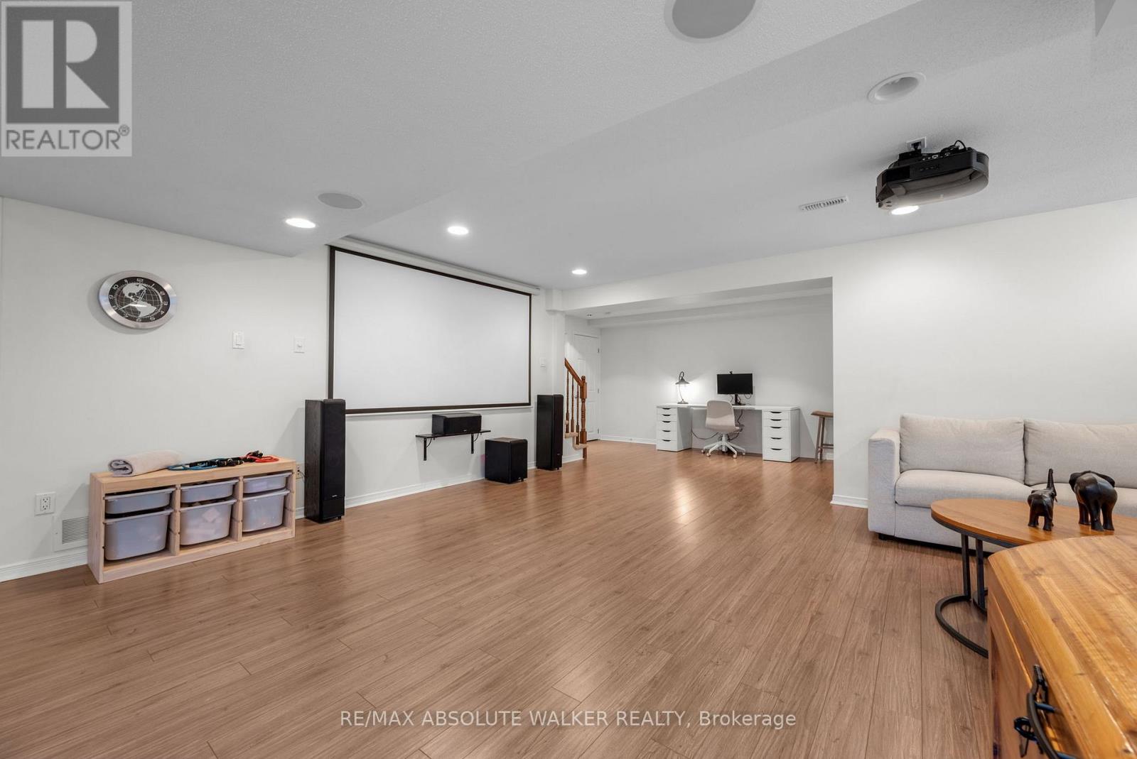 135 Arrowwood Drive, Ottawa, Ontario  K2S 2G3 - Photo 38 - X12913730