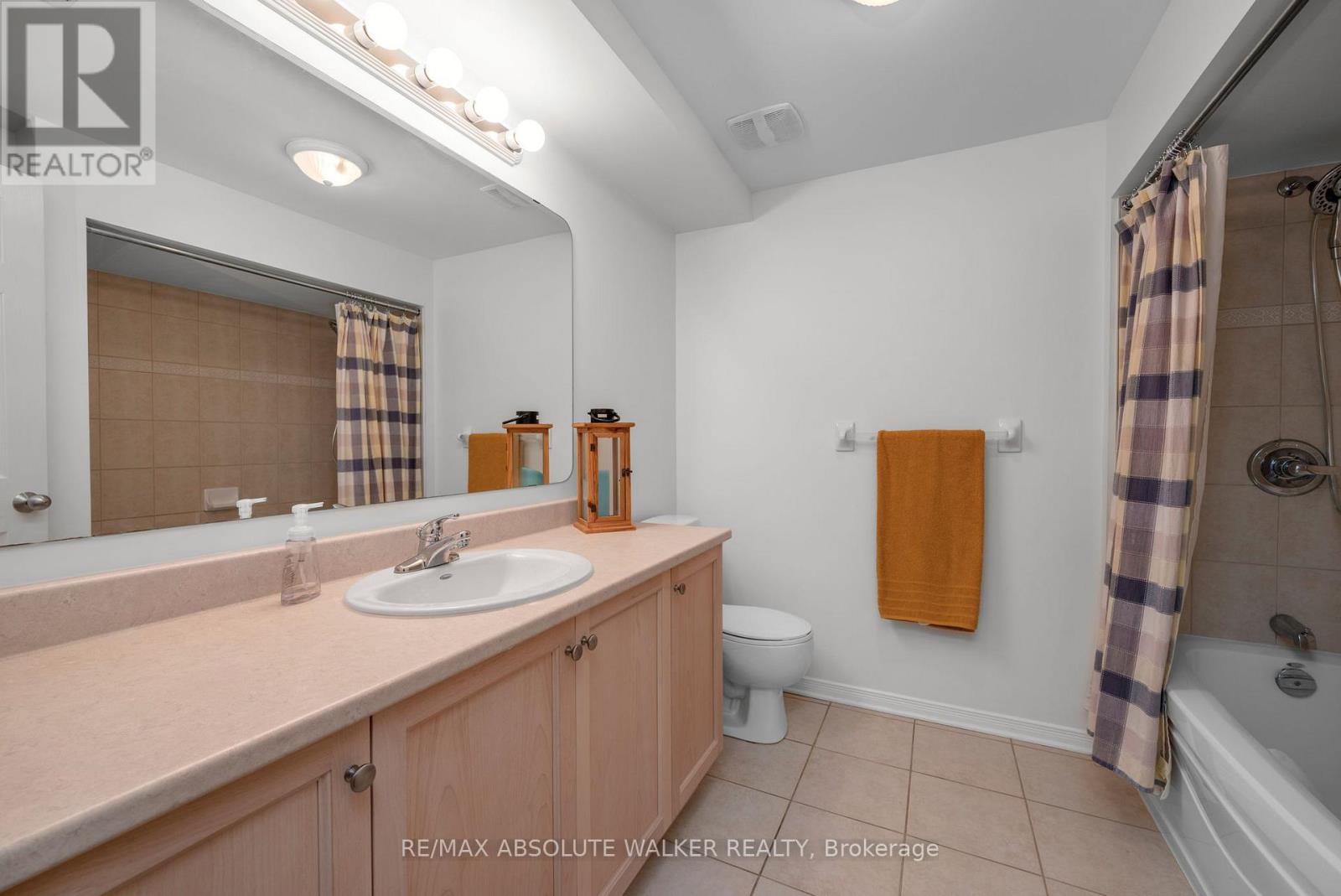 135 Arrowwood Drive, Ottawa, Ontario  K2S 2G3 - Photo 39 - X12913730