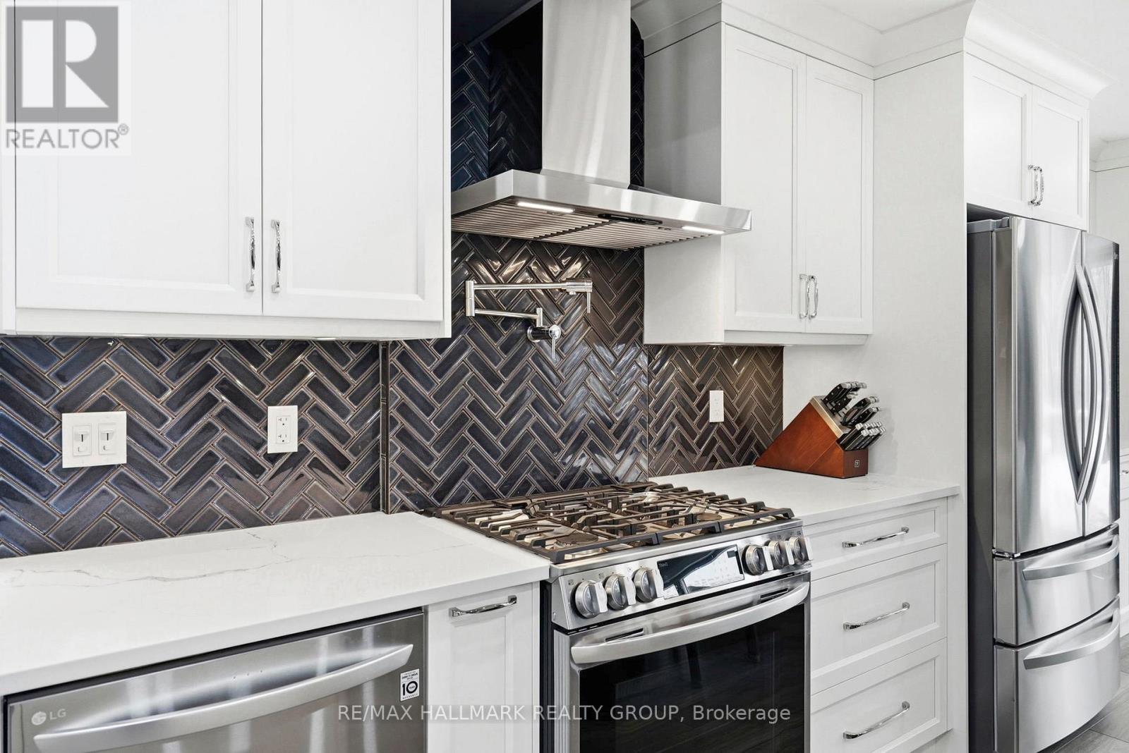 114 Boulder Way, Ottawa, Ontario  K2J 4R5 - Photo 15 - X12913738