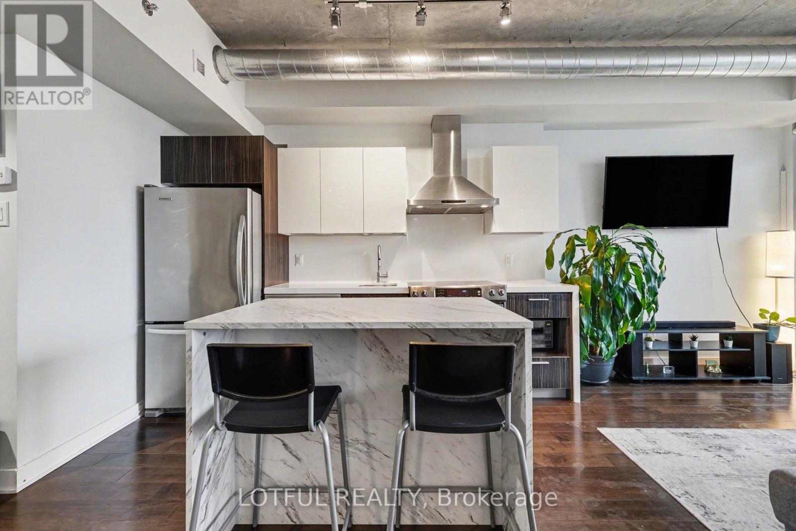 544 - 340 Mcleod Street, Ottawa, Ontario  K2P 1A4 - Photo 11 - X12913752