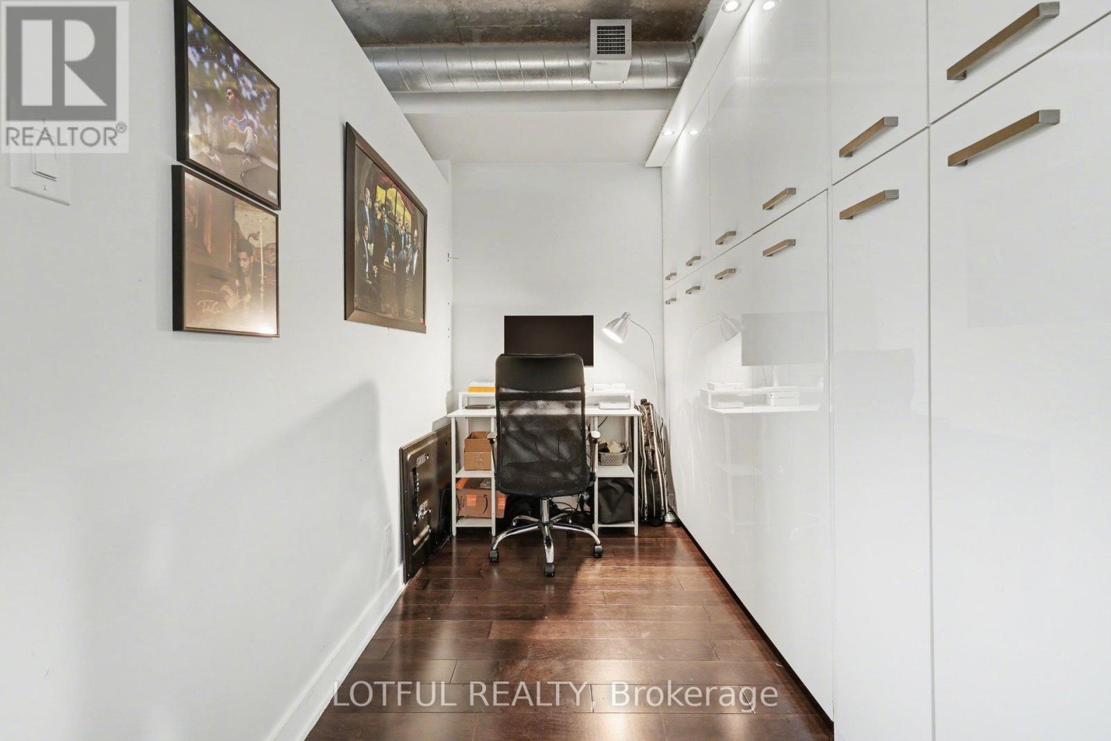 544 - 340 Mcleod Street, Ottawa, Ontario  K2P 1A4 - Photo 6 - X12913752