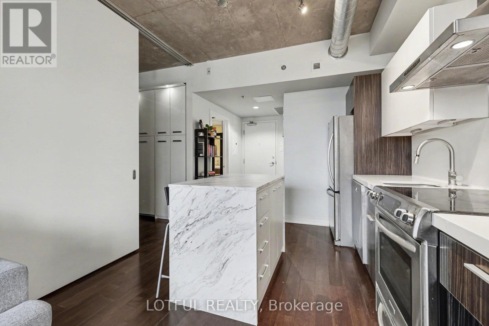 544 - 340 Mcleod Street, Ottawa, Ontario  K2P 1A4 - Photo 8 - X12913752