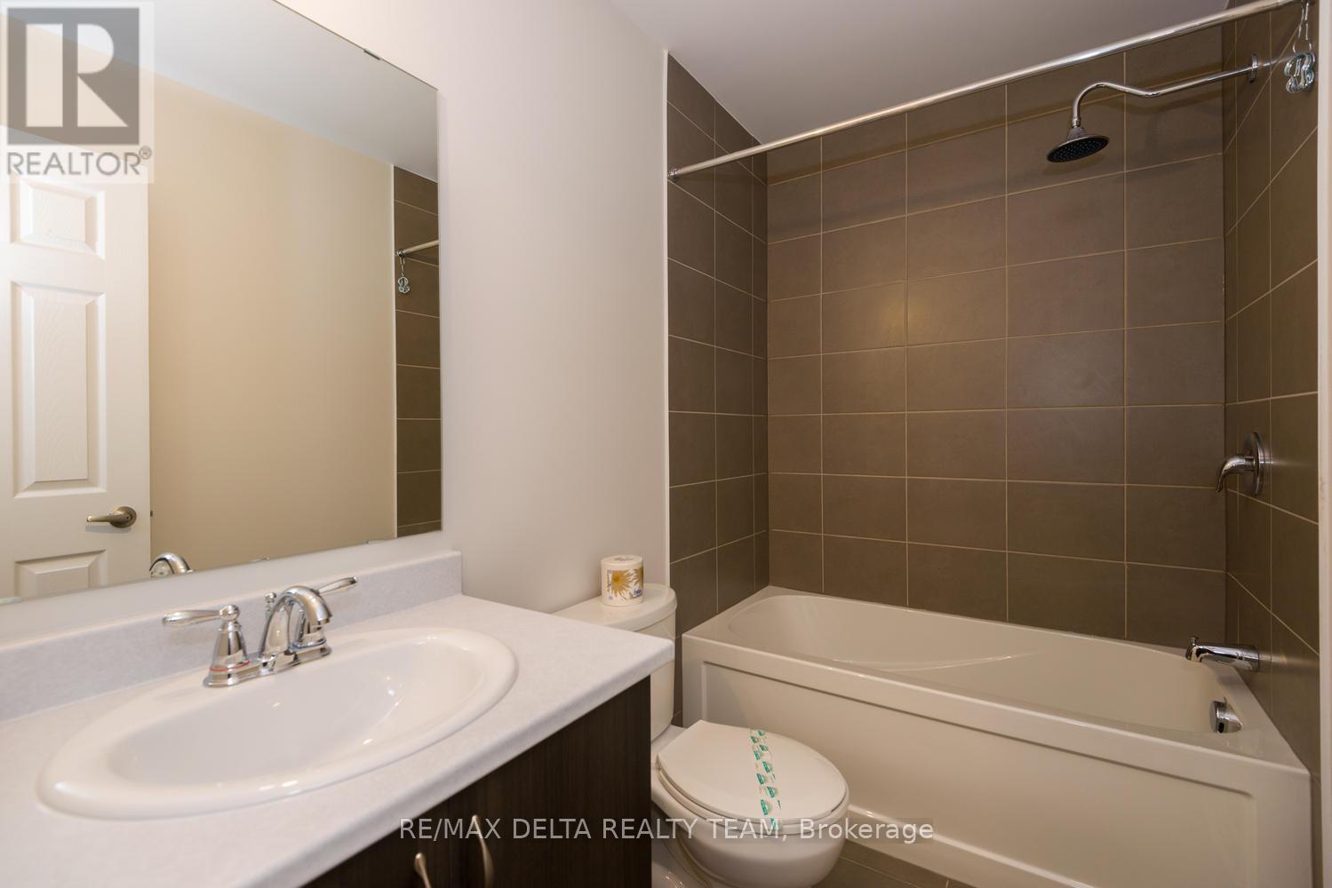 195 Par-La-Ville Circle, Ottawa, Ontario  K2S 0M6 - Photo 15 - X12913784