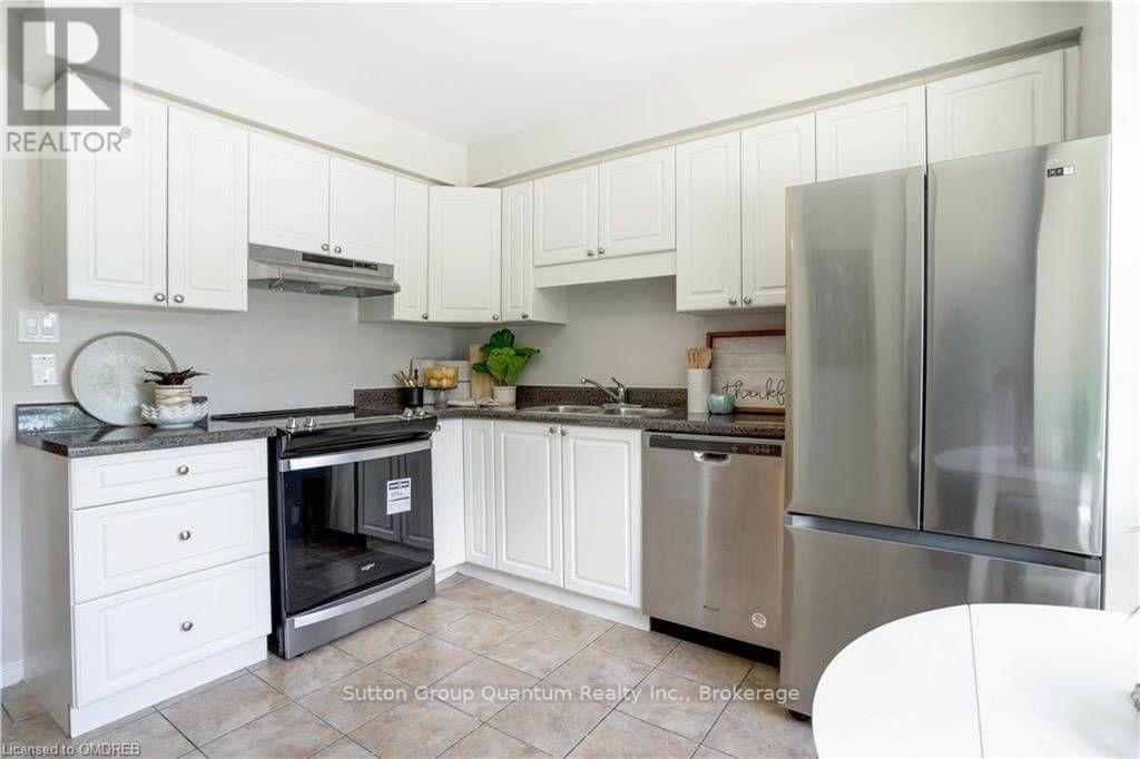 62 - 35 Waterman Avenue, London South, Ontario  N6C 5T8 - Photo 4 - X12913690