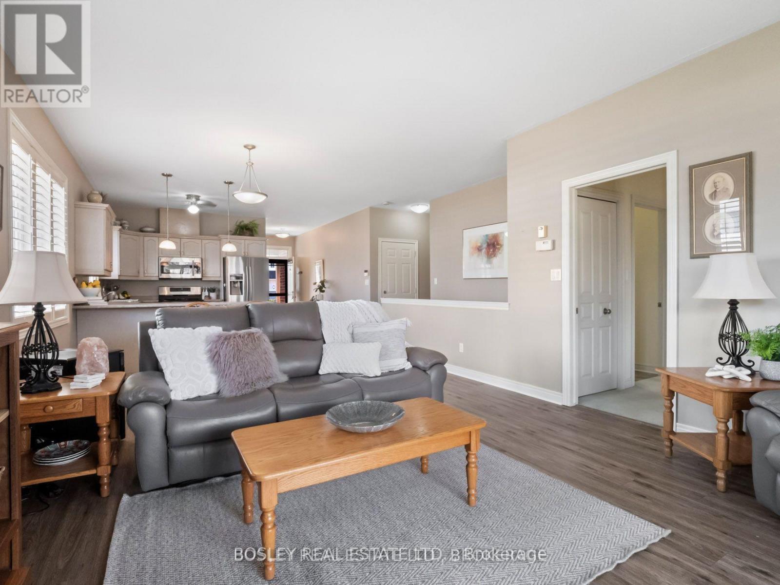 50 Aaron Trail, Welland, Ontario  L3B 6G4 - Photo 15 - X12913478