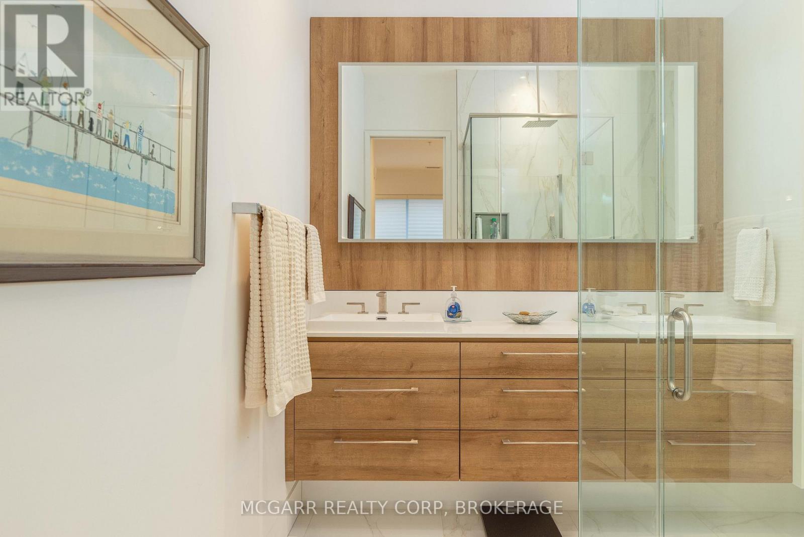 401 - 77 Yates Street, St. Catharines, Ontario  L2R 5H7 - Photo 19 - X12913506