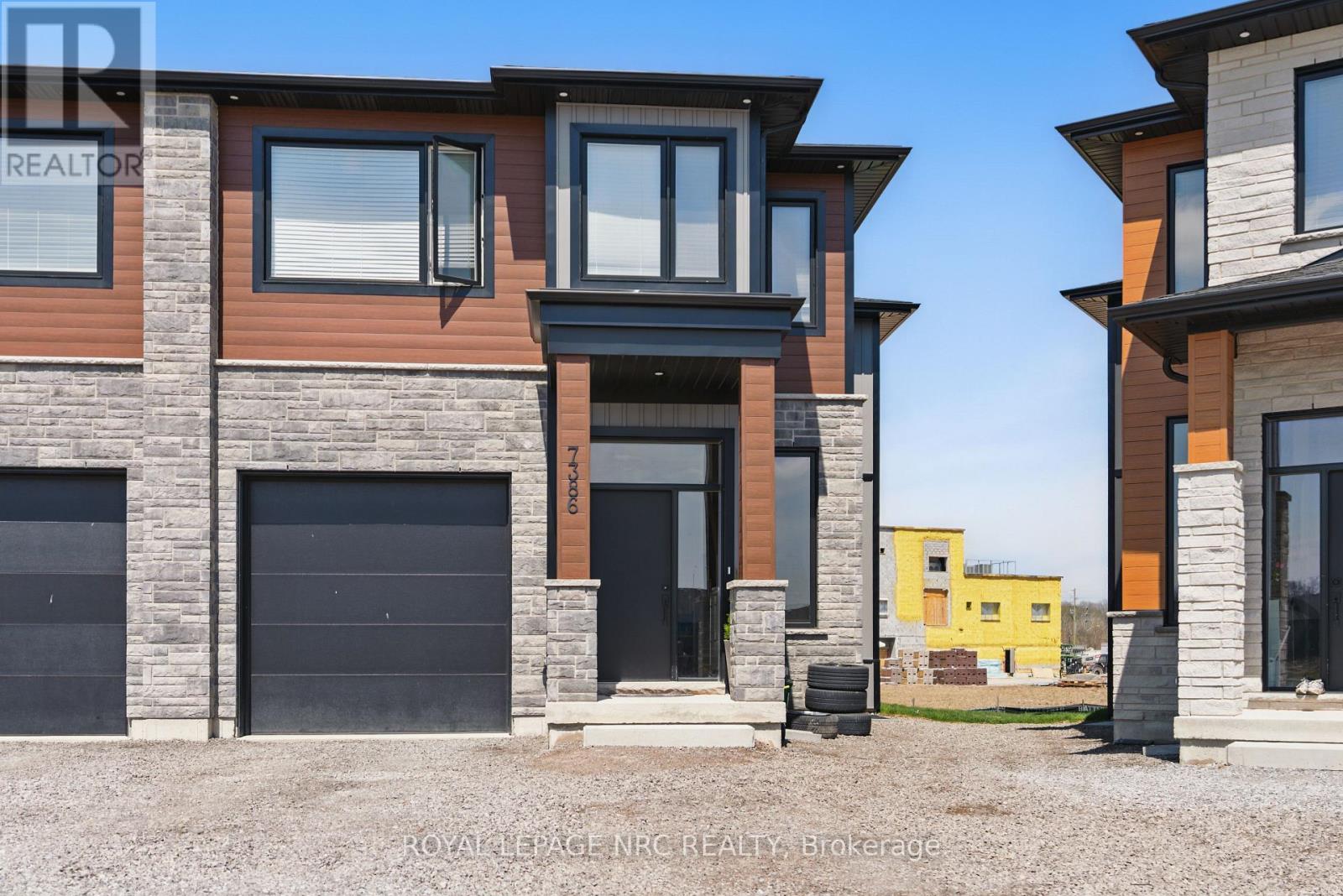 7386 Splendour Drive, Niagara Falls, Ontario  L2H 3V8 - Photo 2 - X12913510