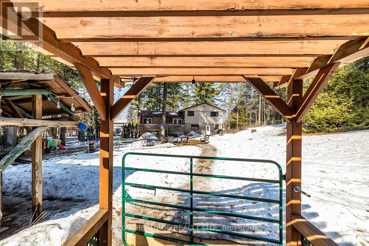 863 Carmel 2nd Line, Cavan Monaghan, Ontario  L0A 1G0 - Photo 38 - X12871090