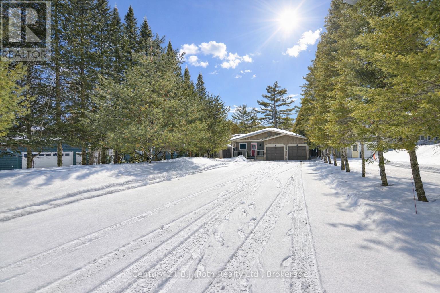 3609 Riverdale Drive, Severn, Ontario  L0K 2B0 - Photo 1 - S12913396