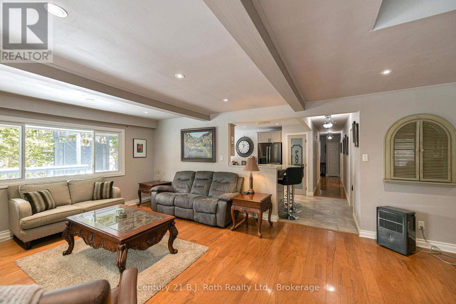 3609 Riverdale Drive, Severn, Ontario  L0K 2B0 - Photo 25 - S12913396