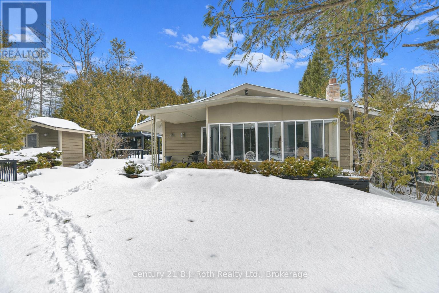 3609 Riverdale Drive, Severn, Ontario  L0K 2B0 - Photo 3 - S12913396