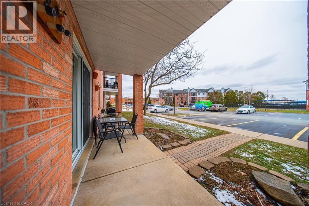 Photo 24 of 32 for 1096 Jalna Boulevard Unit# 28