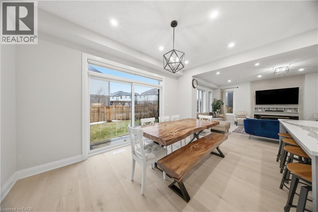 723 Wood Lily Street, Waterloo, Ontario  N2V 0E4 - Photo 19 - 40814199