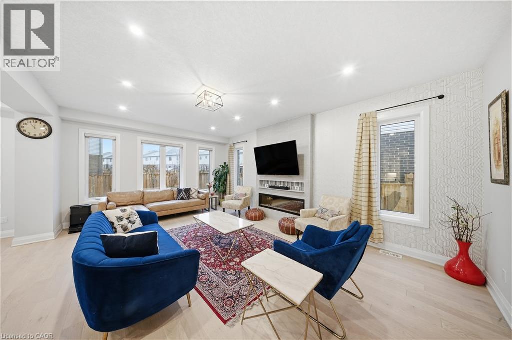 723 Wood Lily Street, Waterloo, Ontario  N2V 0E4 - Photo 8 - 40814199