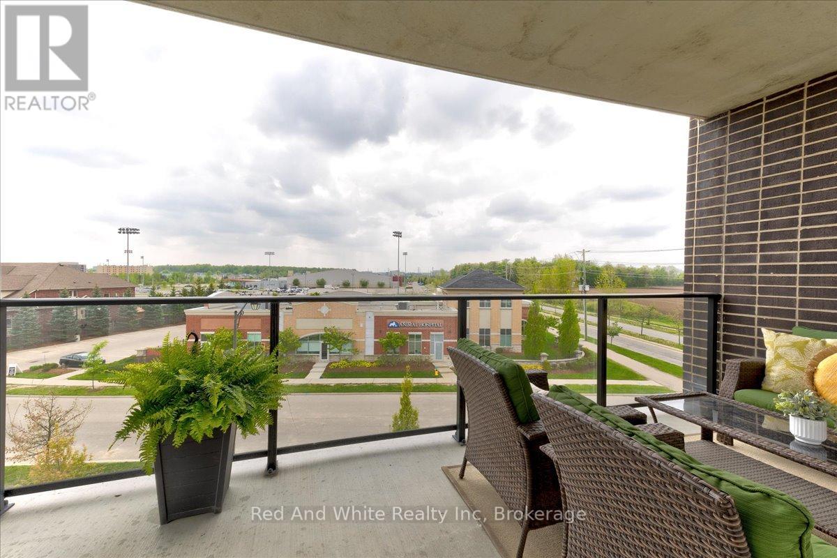 302 - 245 Grey Silo Road, Waterloo, Ontario  N2K 0G6 - Photo 23 - X12913496