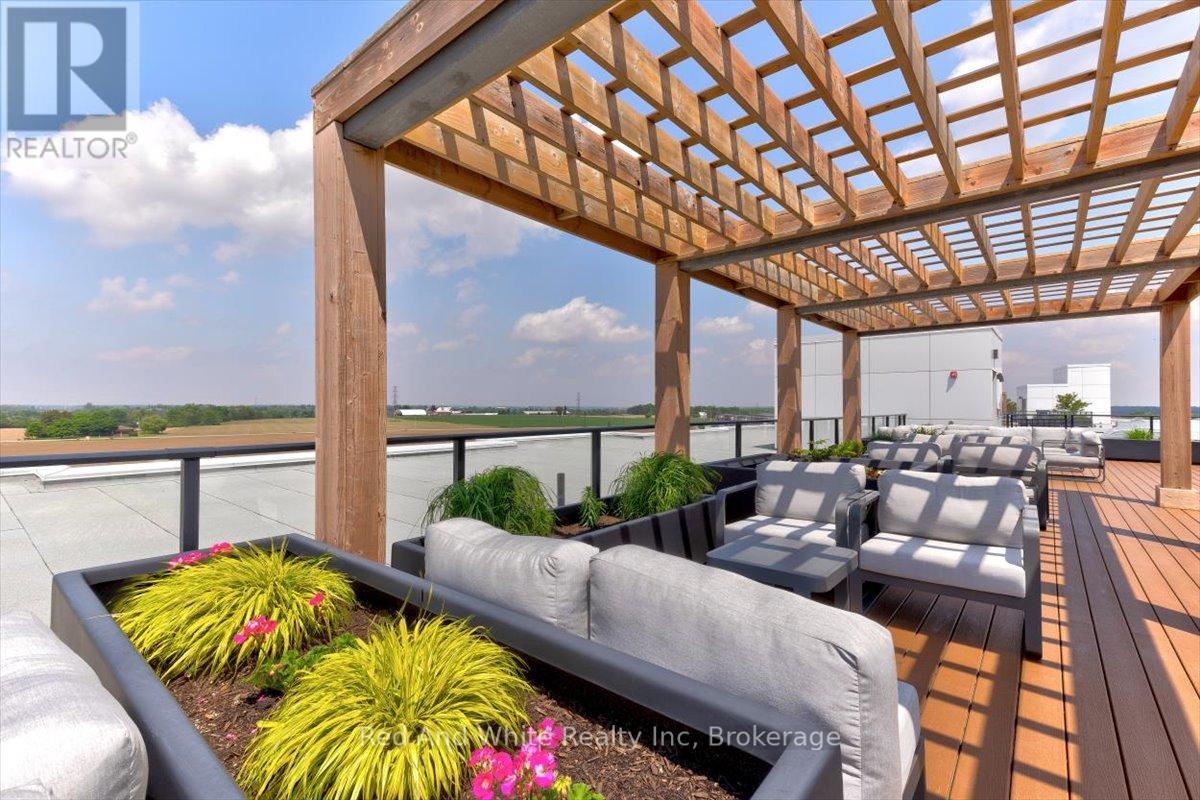 302 - 245 Grey Silo Road, Waterloo, Ontario  N2K 0G6 - Photo 33 - X12913496