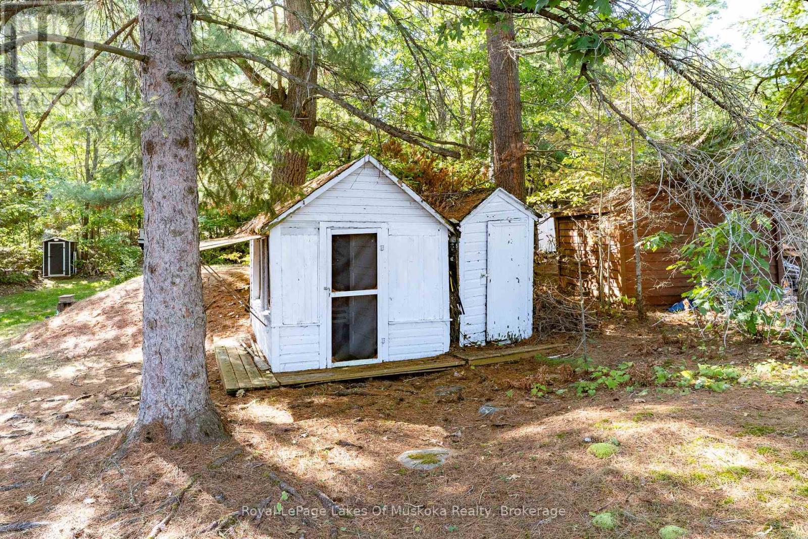 1010 Tara Lane, Gravenhurst, Ontario  P0E 1N0 - Photo 17 - X12913780