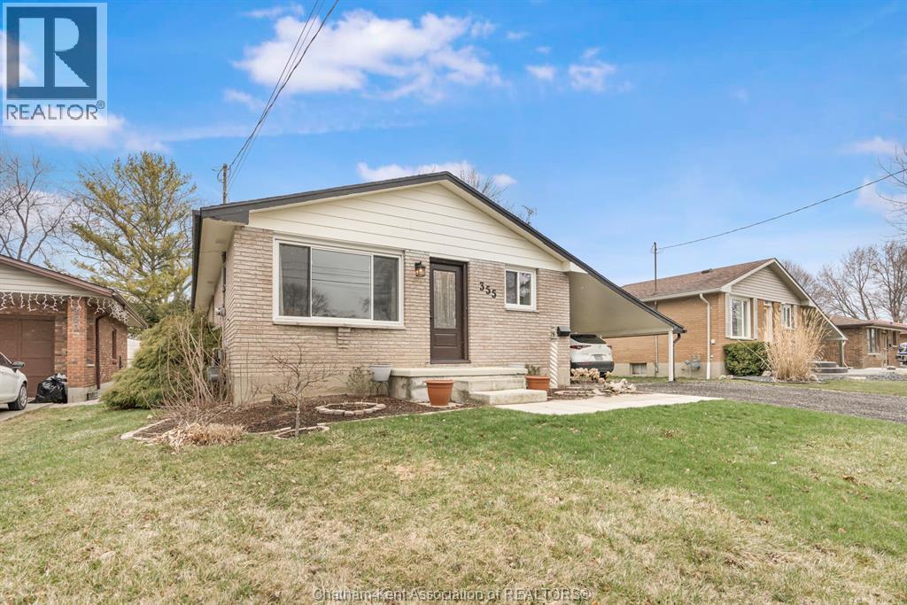 MLS# 26006032: 355 INDIAN CREEK ROAD West, Chatham, Canada