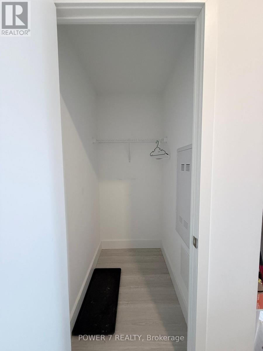 222 - 6 Greenbriar Road, Toronto (Bayview Village), Ontario  M2K 0H6 - Photo 8 - C12913420