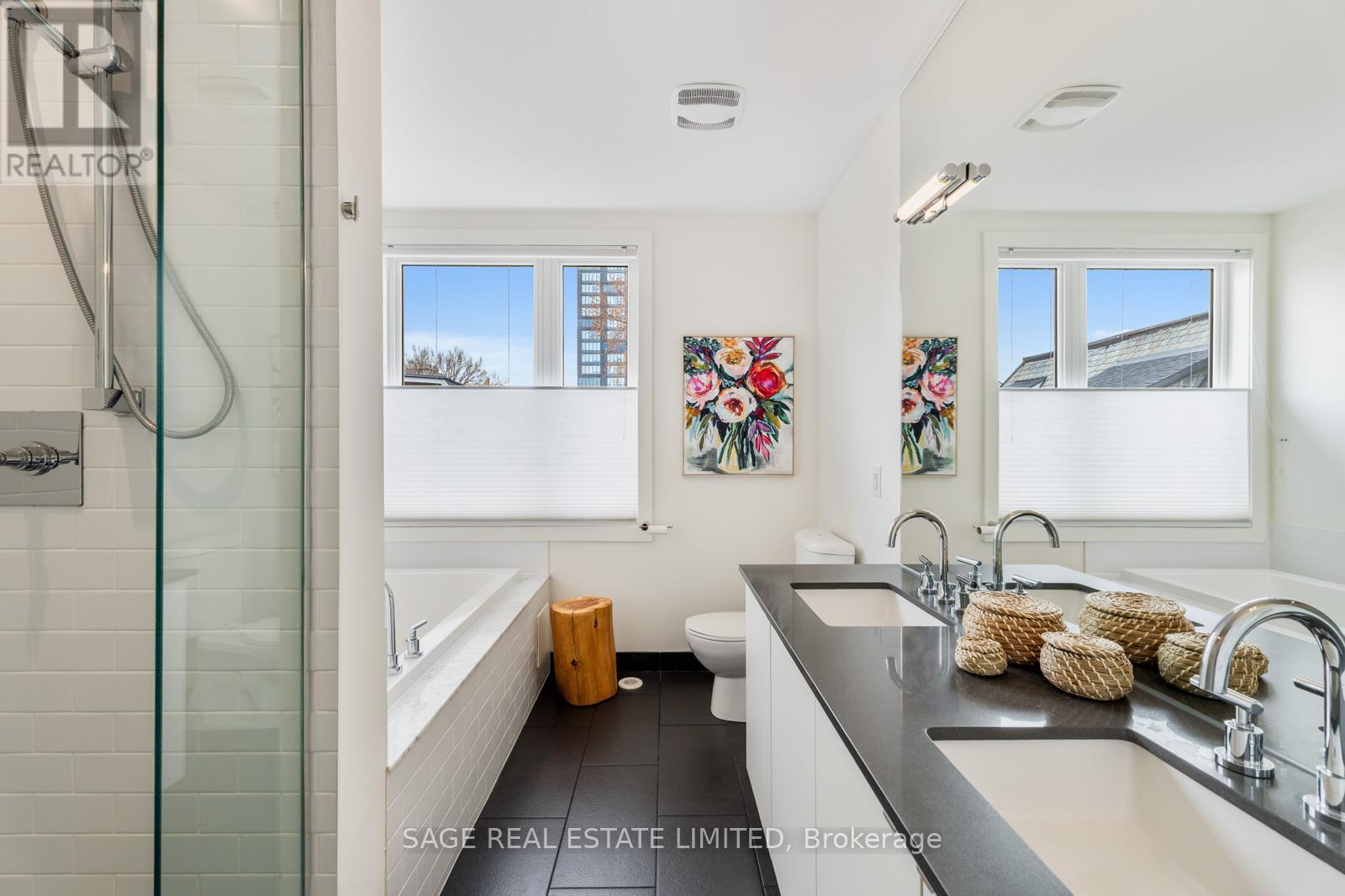 10a Cecil Street, Toronto, Ontario  M5T 3B1 - Photo 22 - C12913444