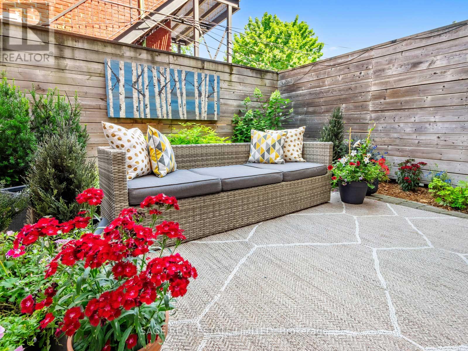 10a Cecil Street, Toronto, Ontario  M5T 3B1 - Photo 28 - C12913444