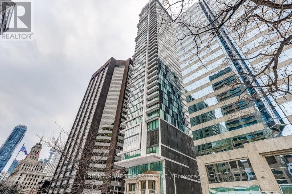 2210 - 426 University Avenue, Toronto (University), Ontario  M5G 1S9 - Photo 23 - C12913468